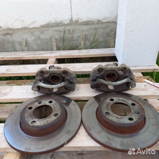 Тормозные диски и суппорта фольксваген б3