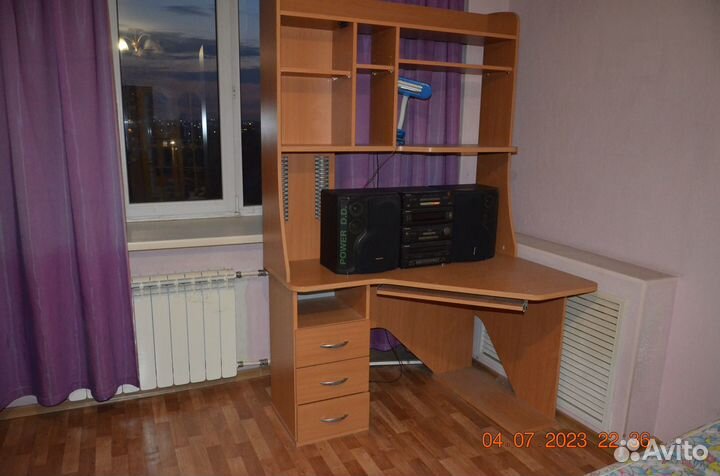 Компьютерный стол