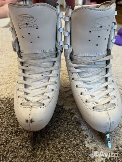 Фигурные коньки edea 200