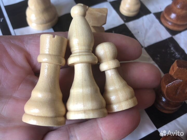 Шахматные фигуры