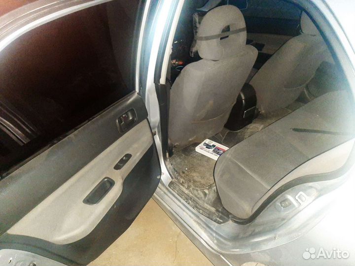 Mitsubishi Lancer 1.6 МТ, 2004, 320 000 км