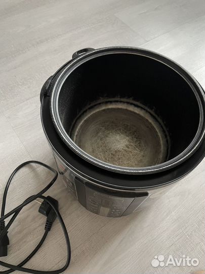 Мультиварка Redmond