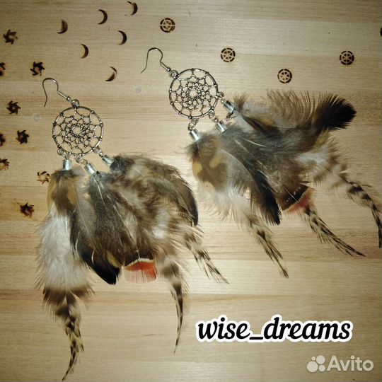 Серьги из перьев