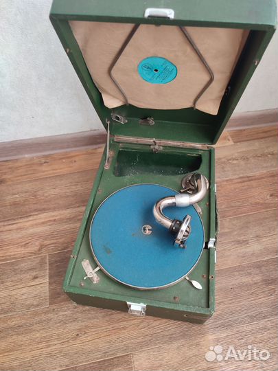 Патефон рабочий