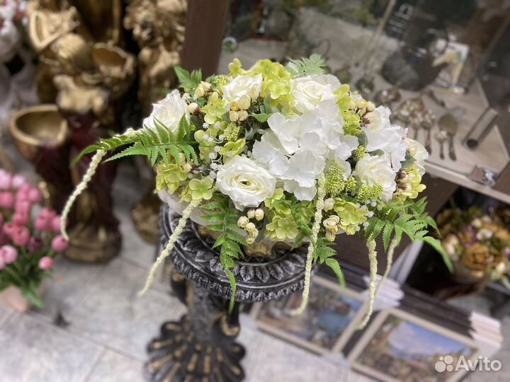 Букет цветов искуственные с вазой