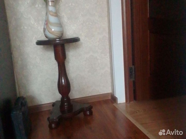 Подставка для цветов напольная