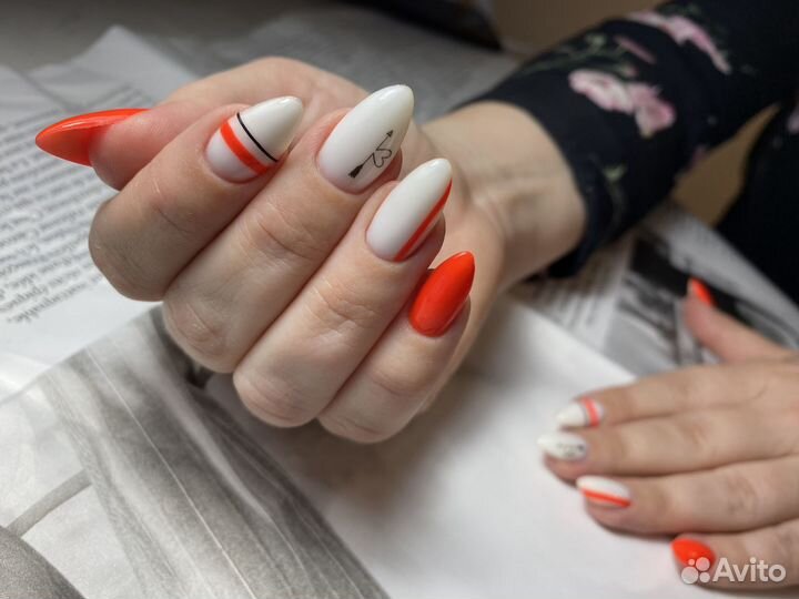 Маникюр с покрытием гель-лаком