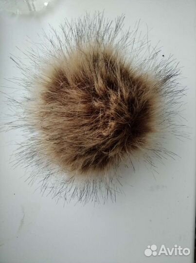 Помпоны пристегивающиеся