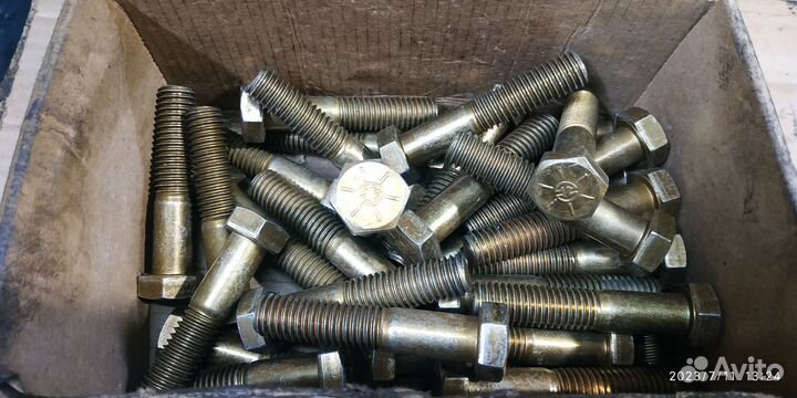 19H2644 Винт с головкой John Deere