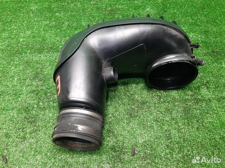 Воздухозаборник Mercedes Benz C-Class W204 2008