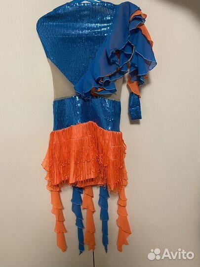 Танцевальный костюм