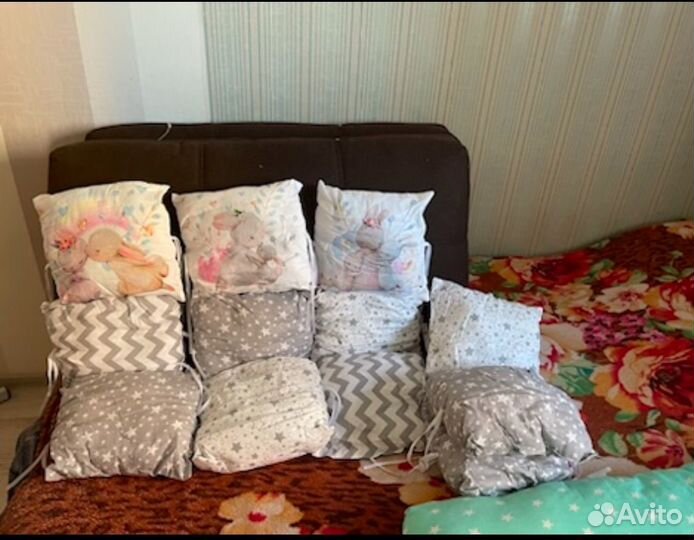 Бортики в кроватку подушки