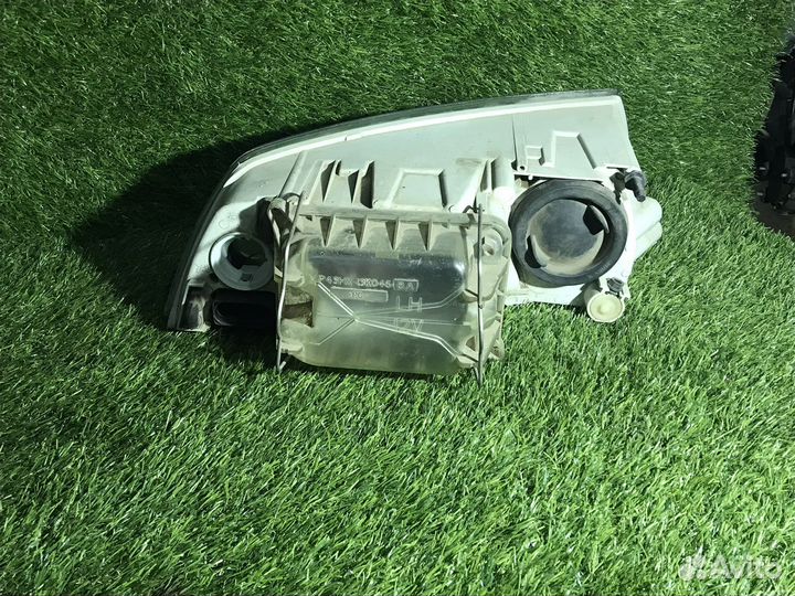Фара левая Skoda octavia a5