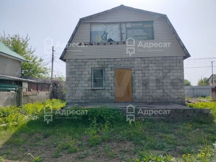 Дом 56 м² на участке 5 сот.