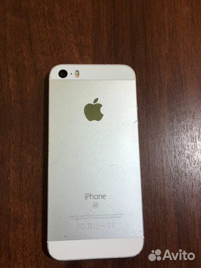 iPhone SE, 16 ГБ