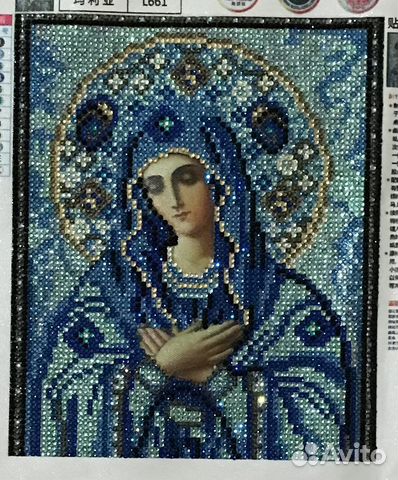 Картина выложенная стразами