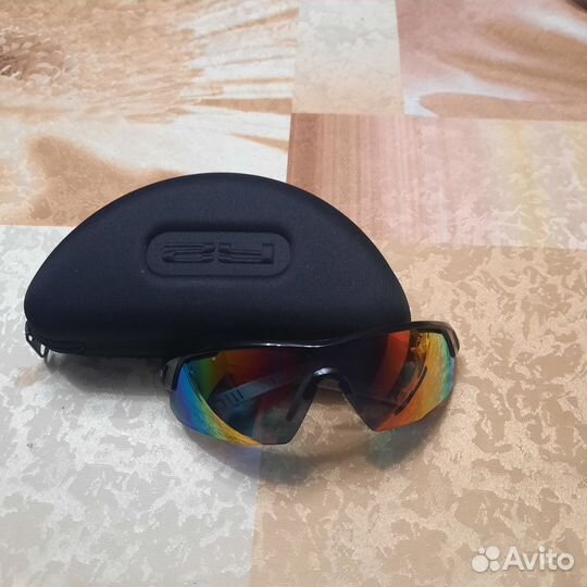 Спортивные очки R2