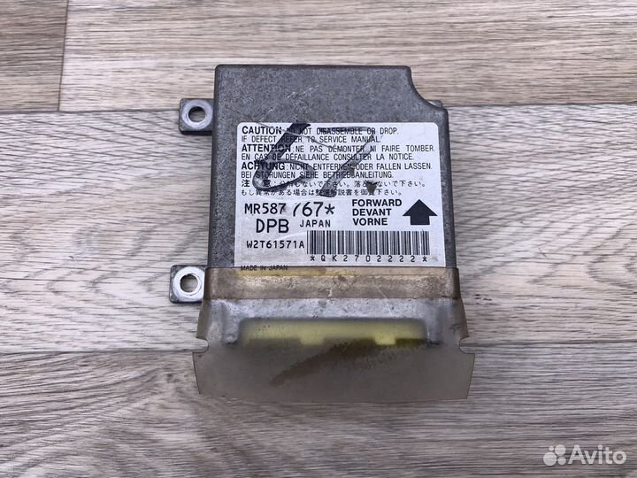 Блок управления airbag Mitsubishi Lancer cedia