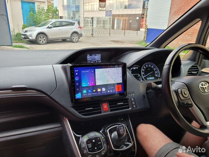 Android для Noah, Esquire, Voxy 2014-21 есть Teyes