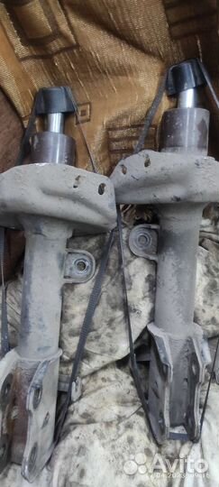 Амортизаторы передние хонда cr- v