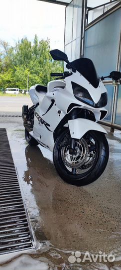 Мотоцикл Хонда CBR 600
