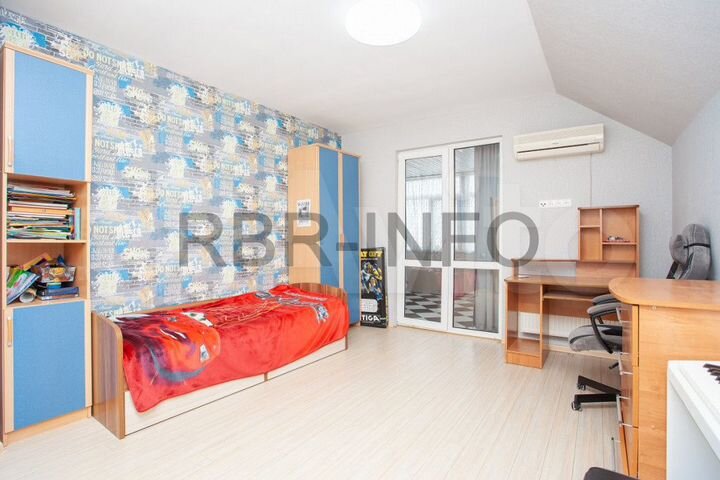 3-к. квартира, 106,6 м², 2/3 эт.