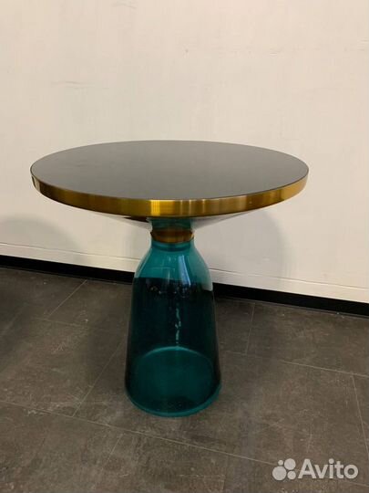 Дизайнерский журнальный стол Bell Side Table