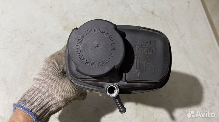 Расширительный бачок BMW 7 series E38 iL M62