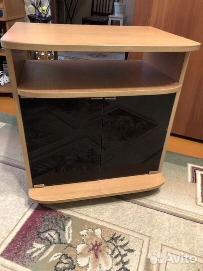 Тумба под телевизор