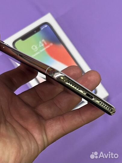 iPhone X, 64 ГБ