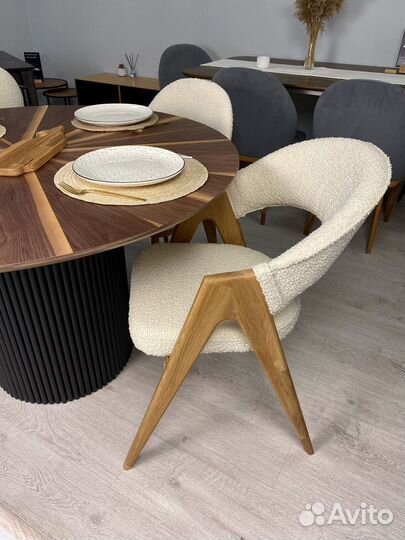 Мягкий обеденный стул из дуба 