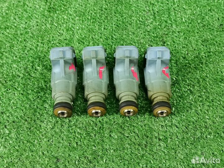 Форсунка топливная (комплект) Audi A4 B7 BFB 1.8T