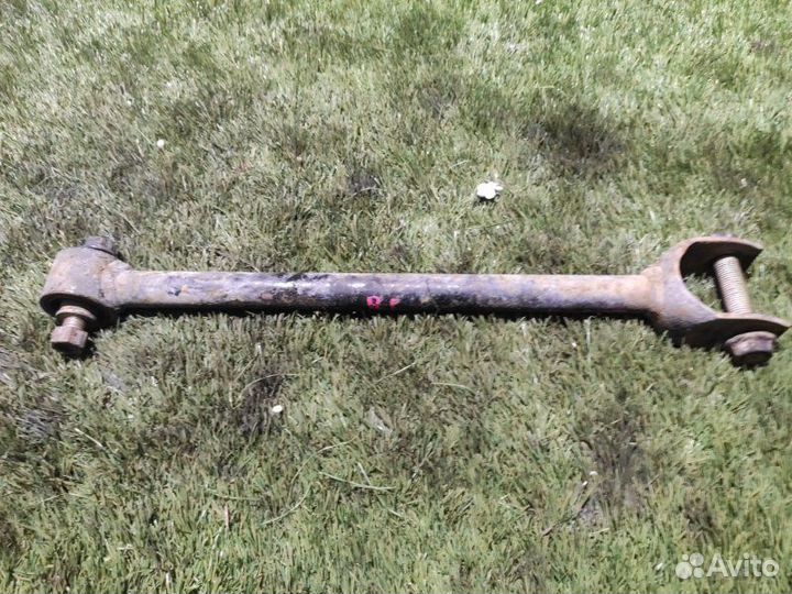 Тяга продольная задняя левая Toyota Mark 2