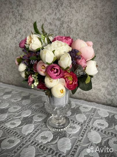 Мини-букет в бардовой гамме