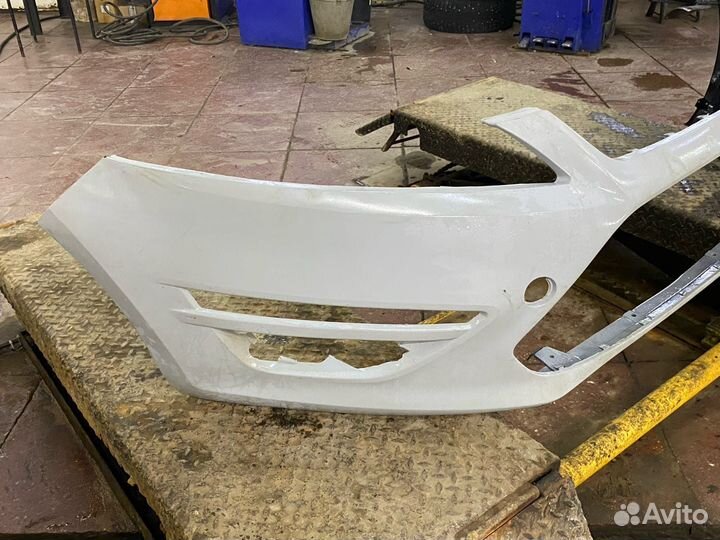 Бампер Ford Mondeo 1704626