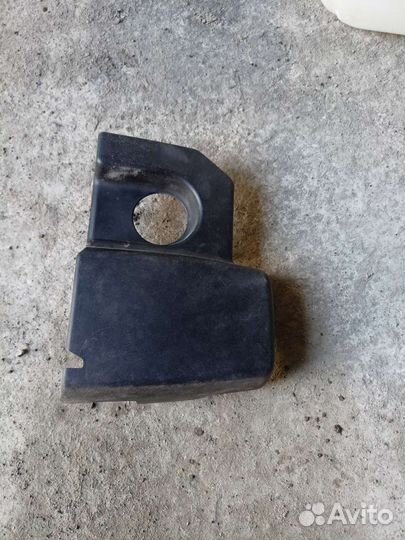 Крышка для гидроусилителя руля