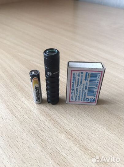 Фонарик наключный Lumintop EDC01