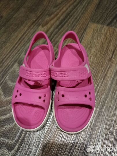 Сандалии для девочки Crocs C12