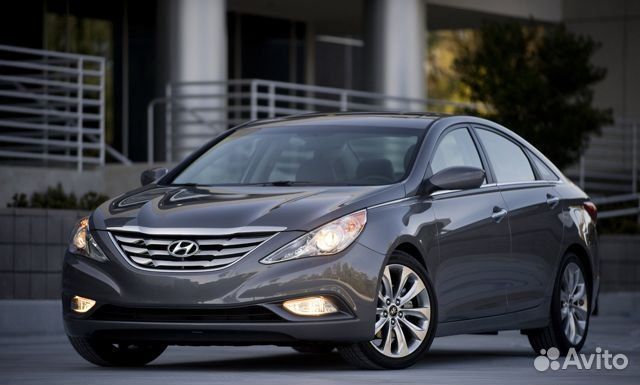 Лобовое стекло на Хендай Соната