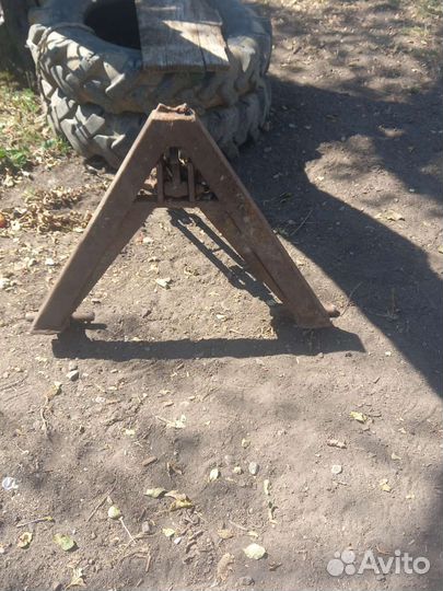 Треугольник на трактор