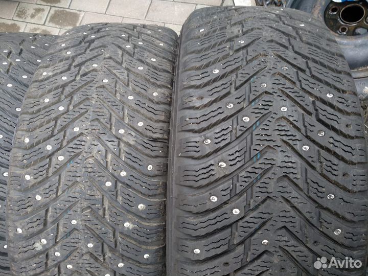 Nokian Tyres Hakkapeliitta 8 225/55 R17 101T