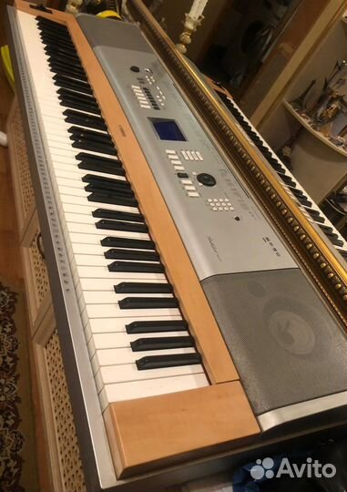 Цифровое пианино Yamaha Portable grand dgx 630