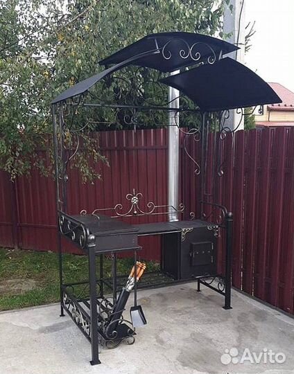 Кованные мангалы с крышей