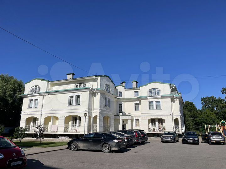 3-к. квартира, 116 м², 1/3 эт.