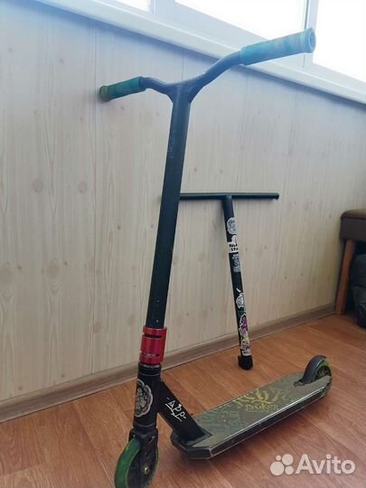 Трюковой самокат