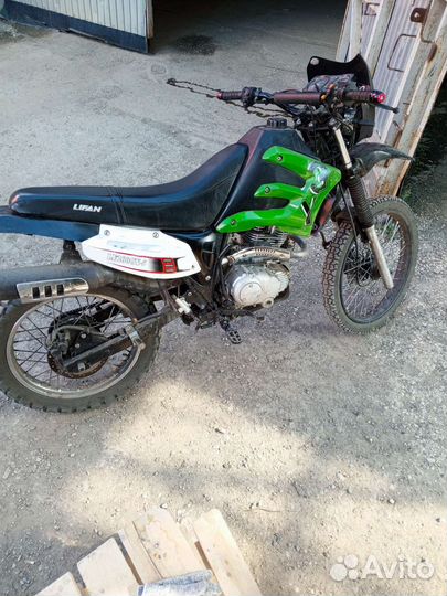 Продаю питбайк лифан