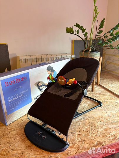 Шезлонг детский babybjorn