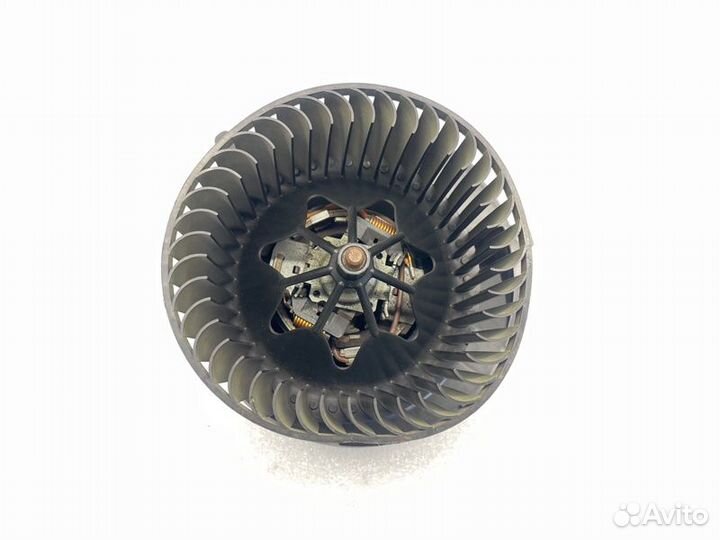 Мотор печки Volkswagen Passat B6 2013