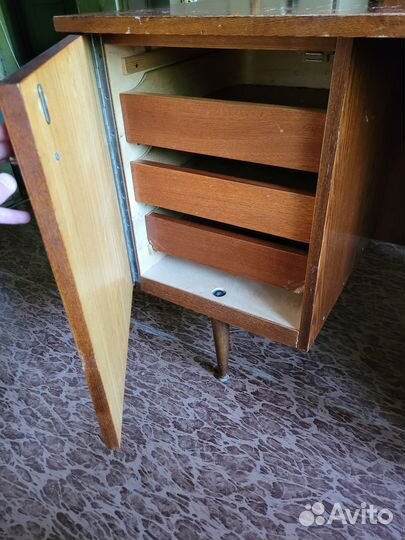 Старая мебель