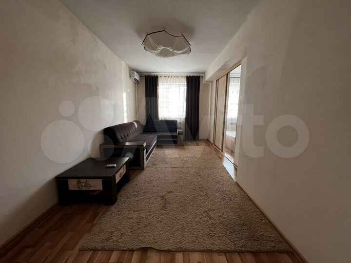 2-к. квартира, 55 м², 9/10 эт.